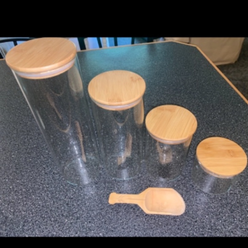 Glass canisters